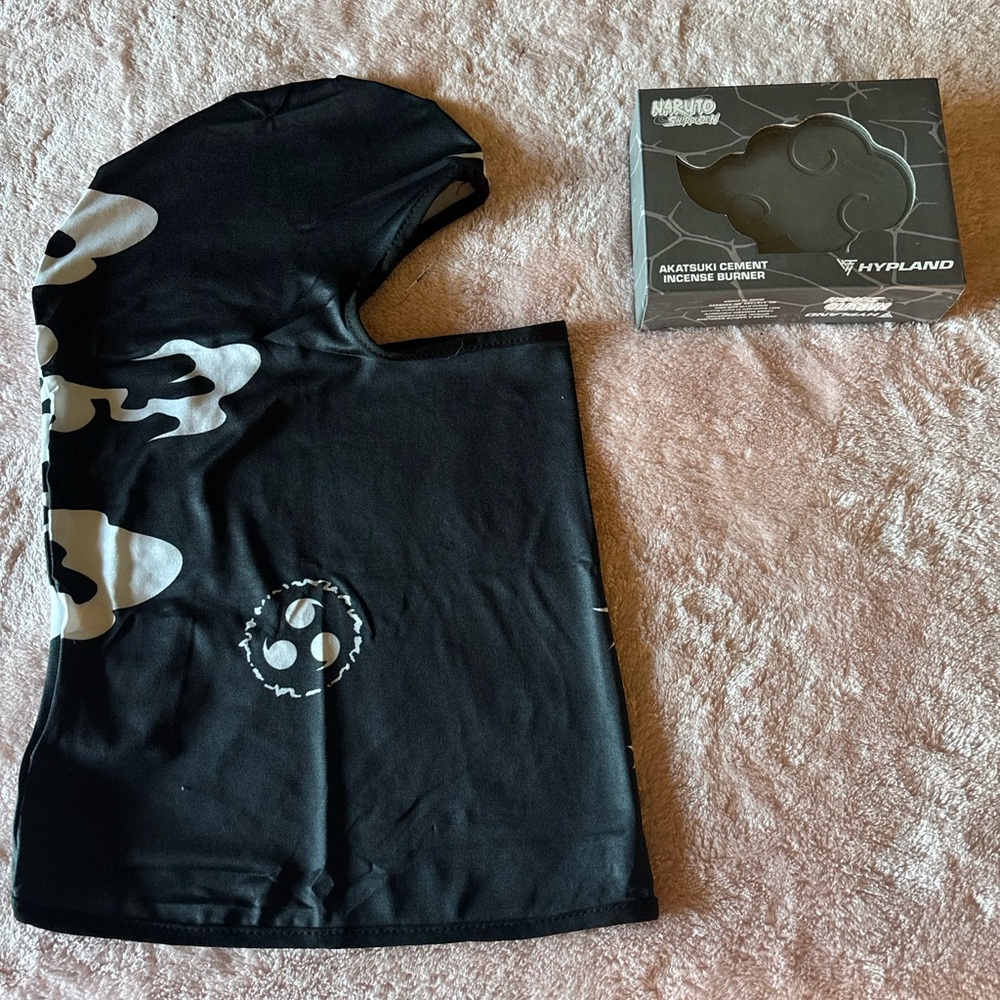 Hypland Black Akatsuki Cloud Neck Gaiter and incense burner